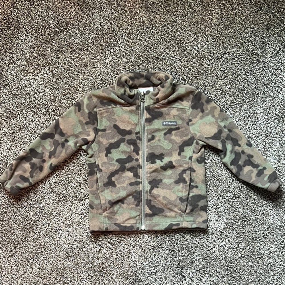 Columbia Camouflage Fleece Jacket